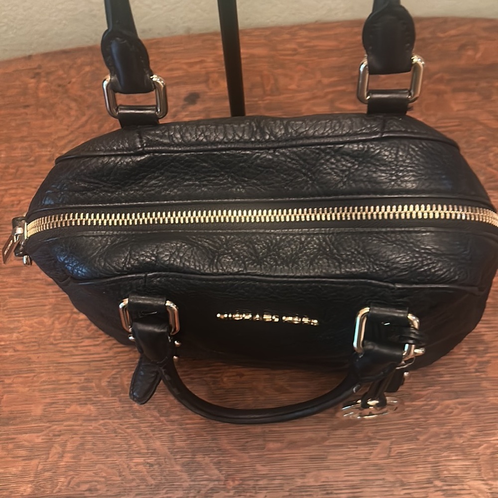 Michael Michael Kors Black Pebbled Leather Bedford Satchel - Picture 13 of 15